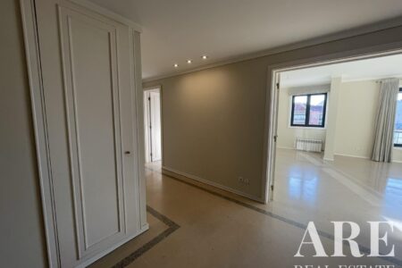 Apartment for sale in Nova Campolide, Lisbon