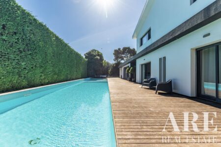 Villa for sale in Birre, Cascais